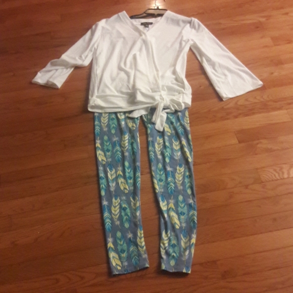 Womens Simply Southern Leggings - Picture 5 of 5